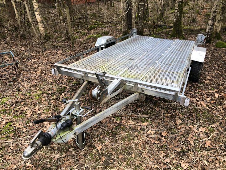 Maskinsläp, 1300 kg, b-körkort