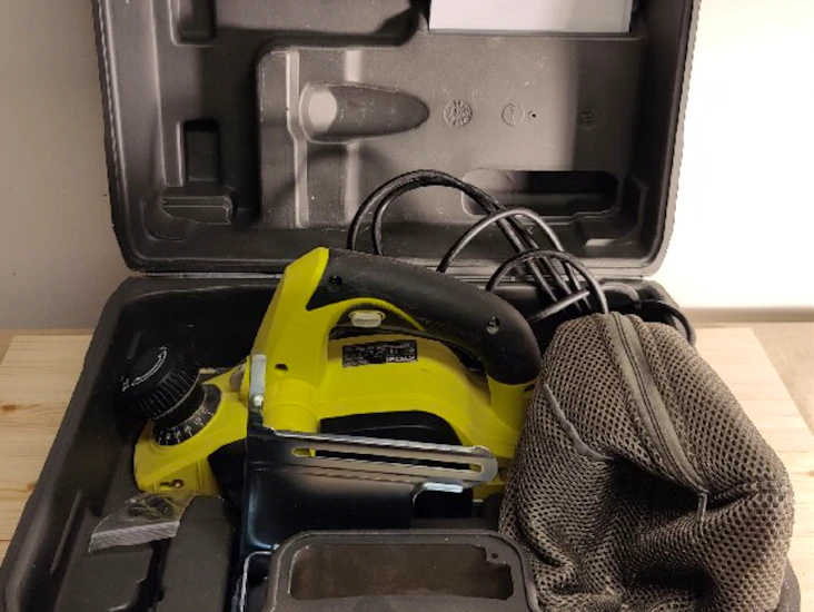 Ryobi 750w sähköhöylä