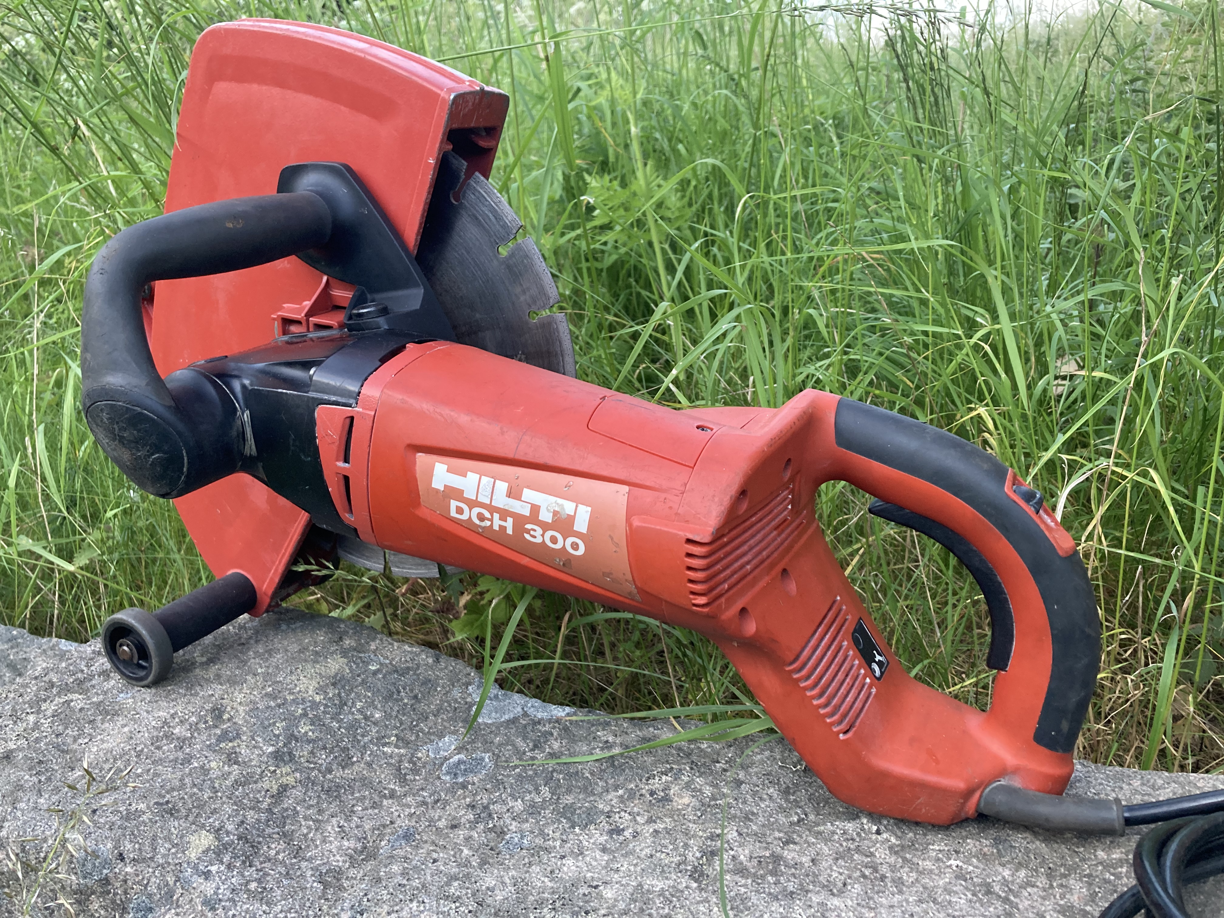 Stensåg / betongsåg - hilti dc300