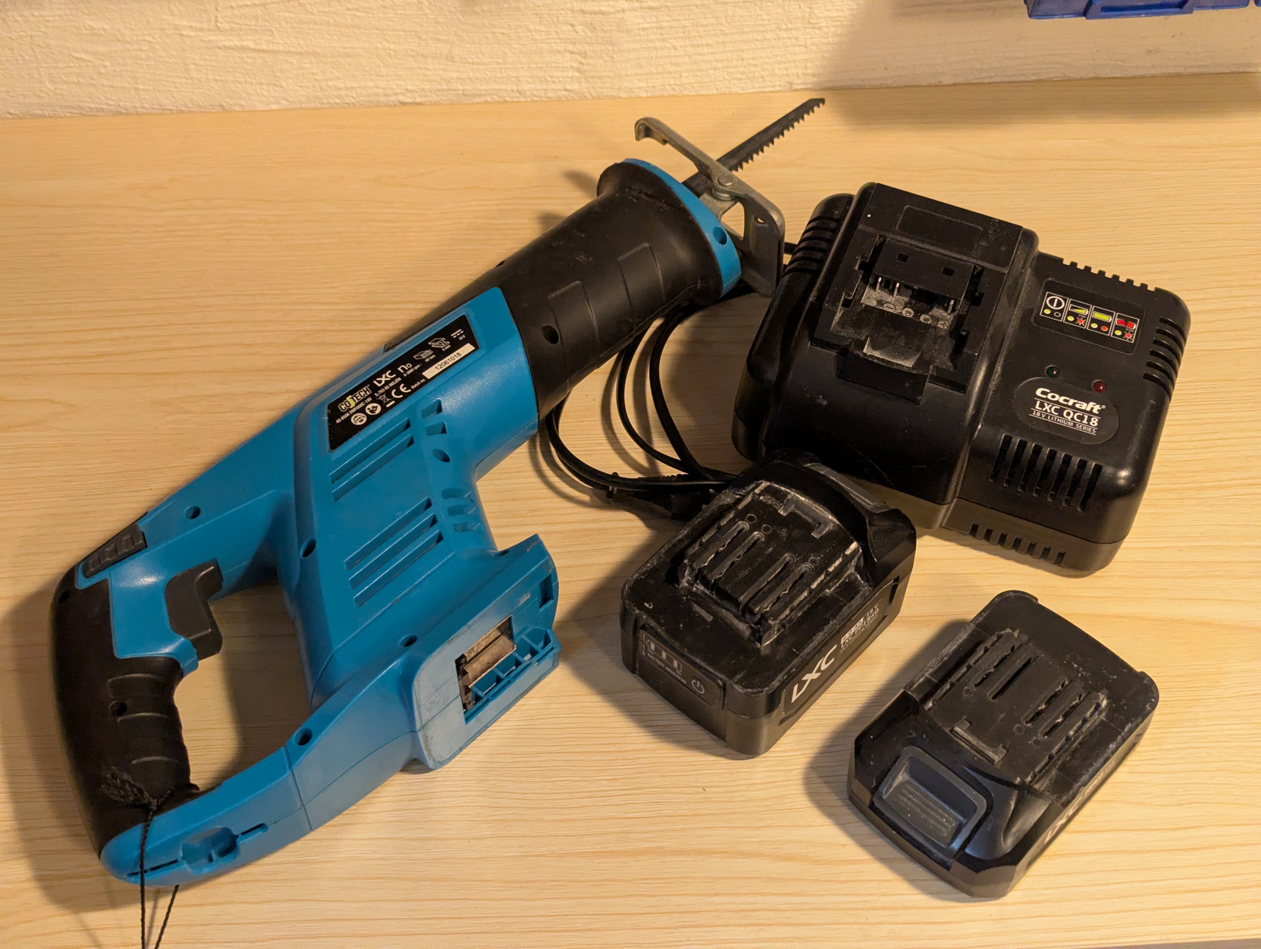 Tigersåg med batterier 