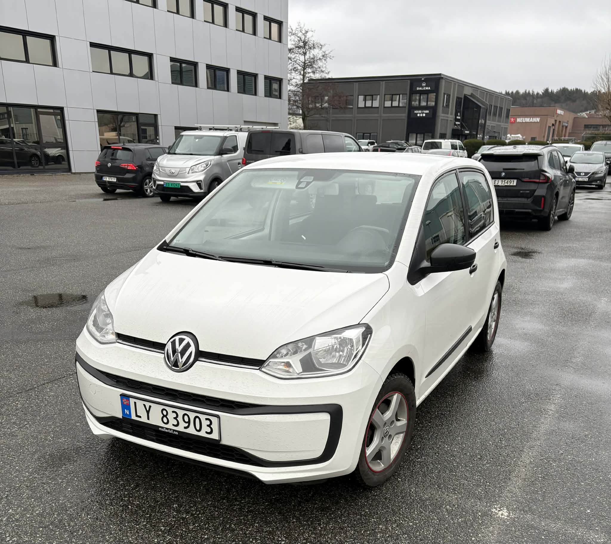 Volkswagen up! 