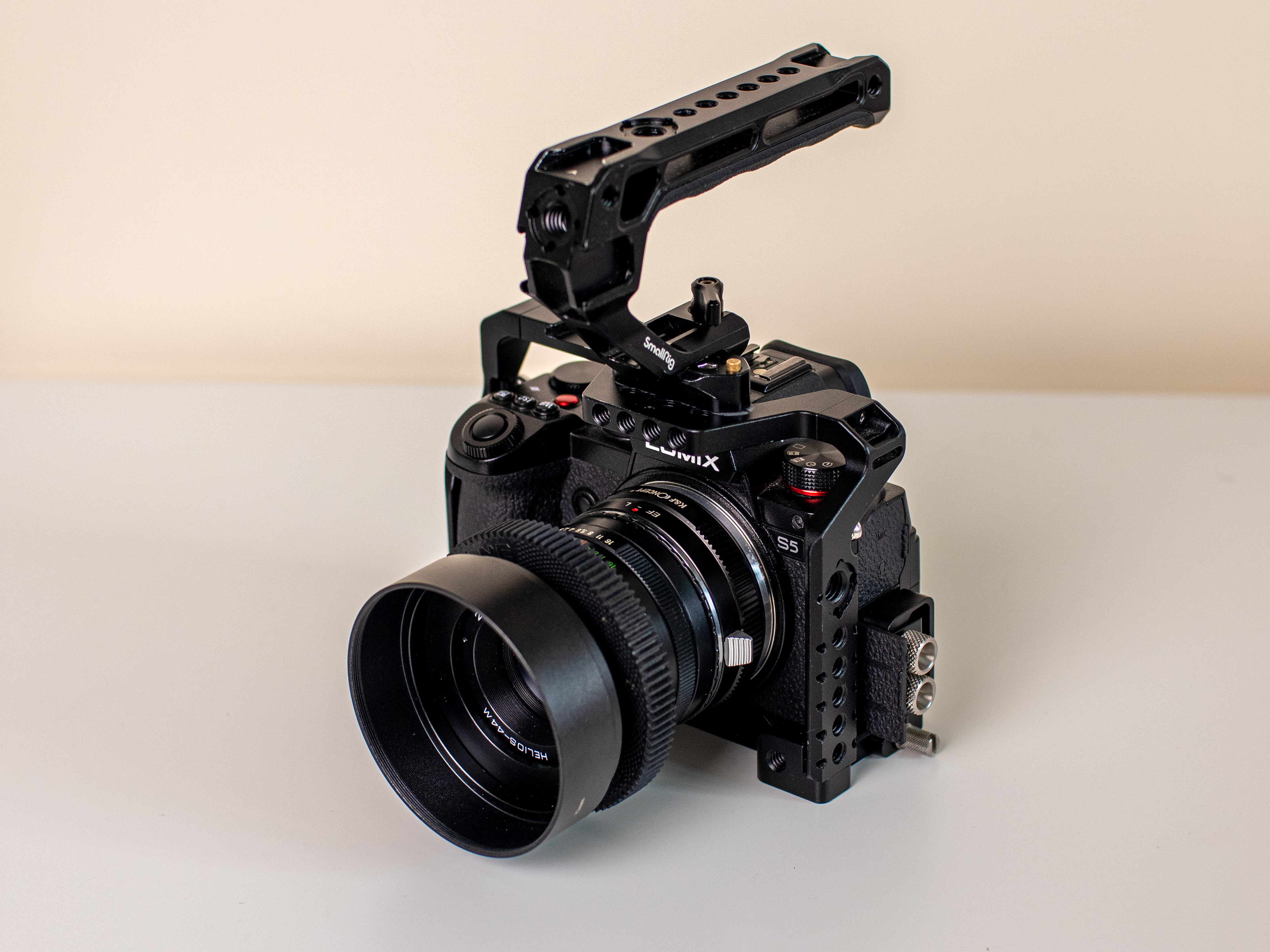 Panasonic lumix s5 + helios 44-2 cine lens + cage & top handle