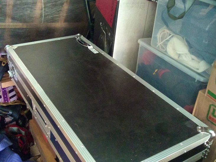 Pioneer turntables and mixer w/extras