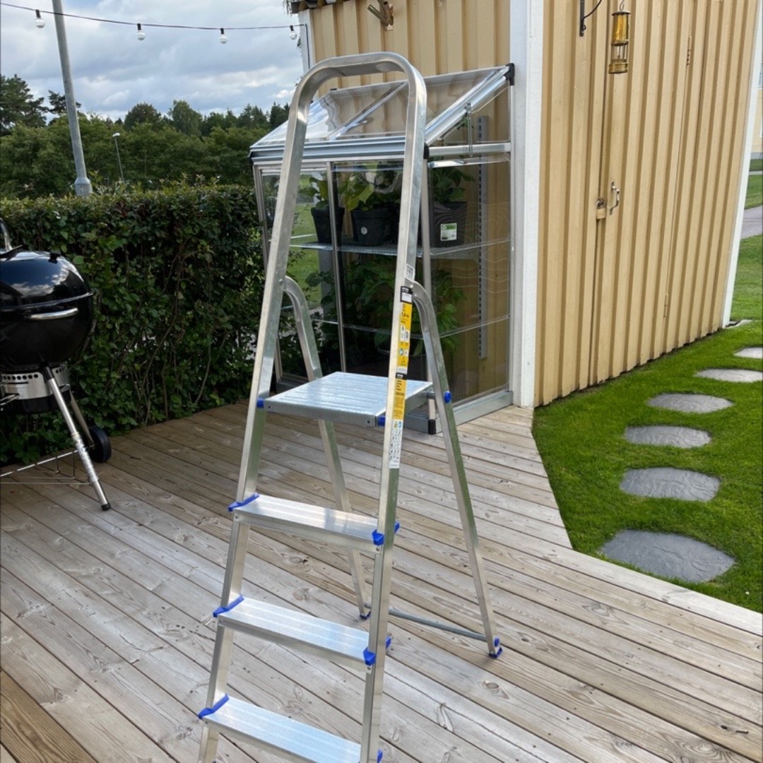 Trappstege, fyra steg, 1,4 meter