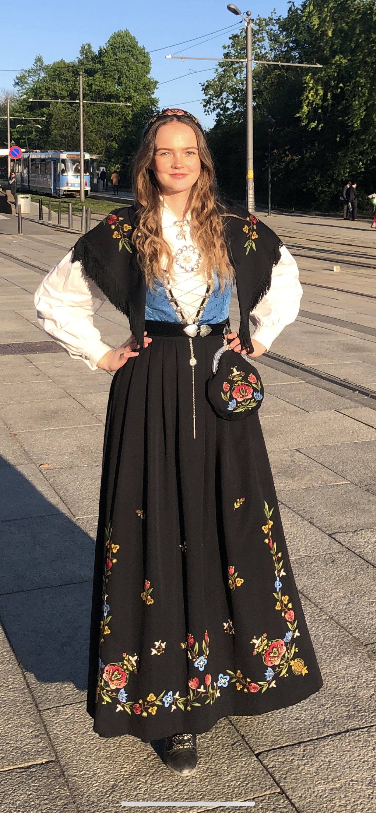 Rogalandsbunad - jelsamønster med tilbehør