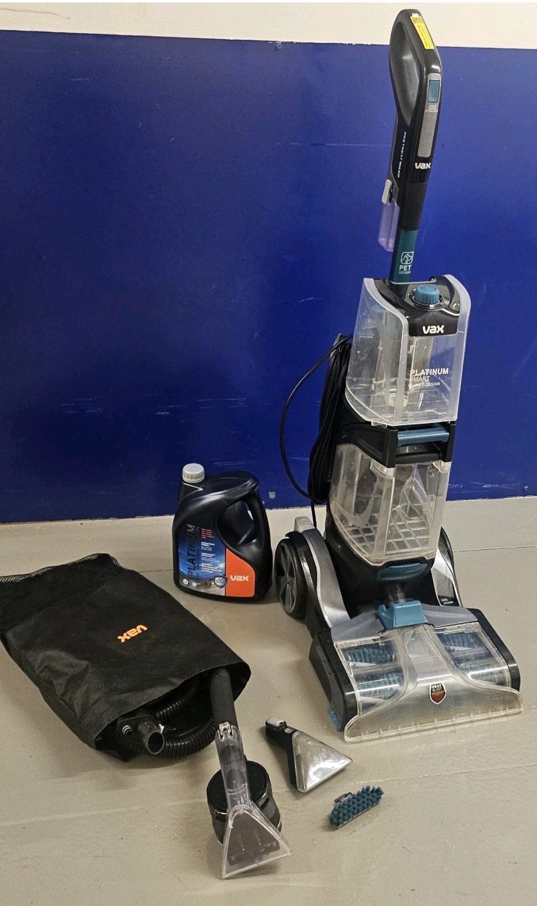 Vax platinum carpet and upholstery cleaner 