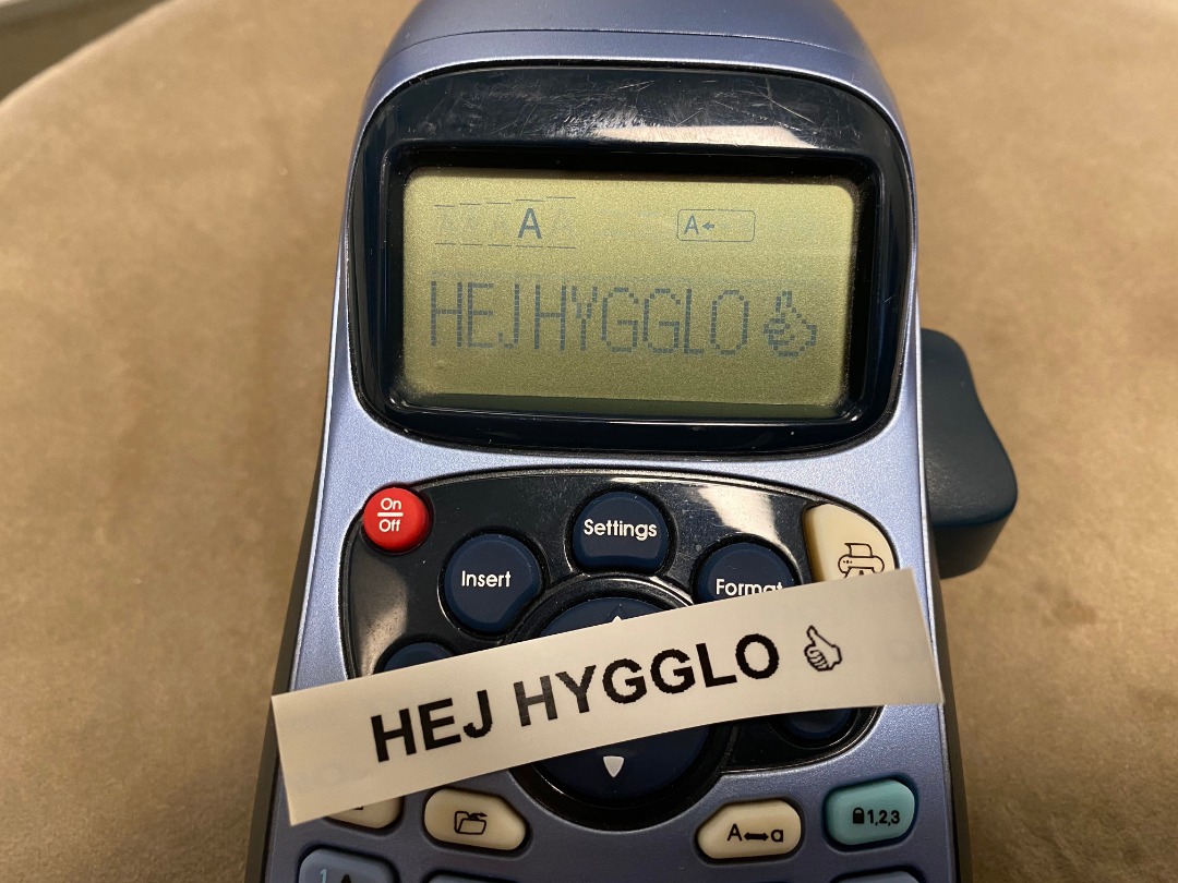 Skriv ut etiketter med Dymo Letratag LT-100H!