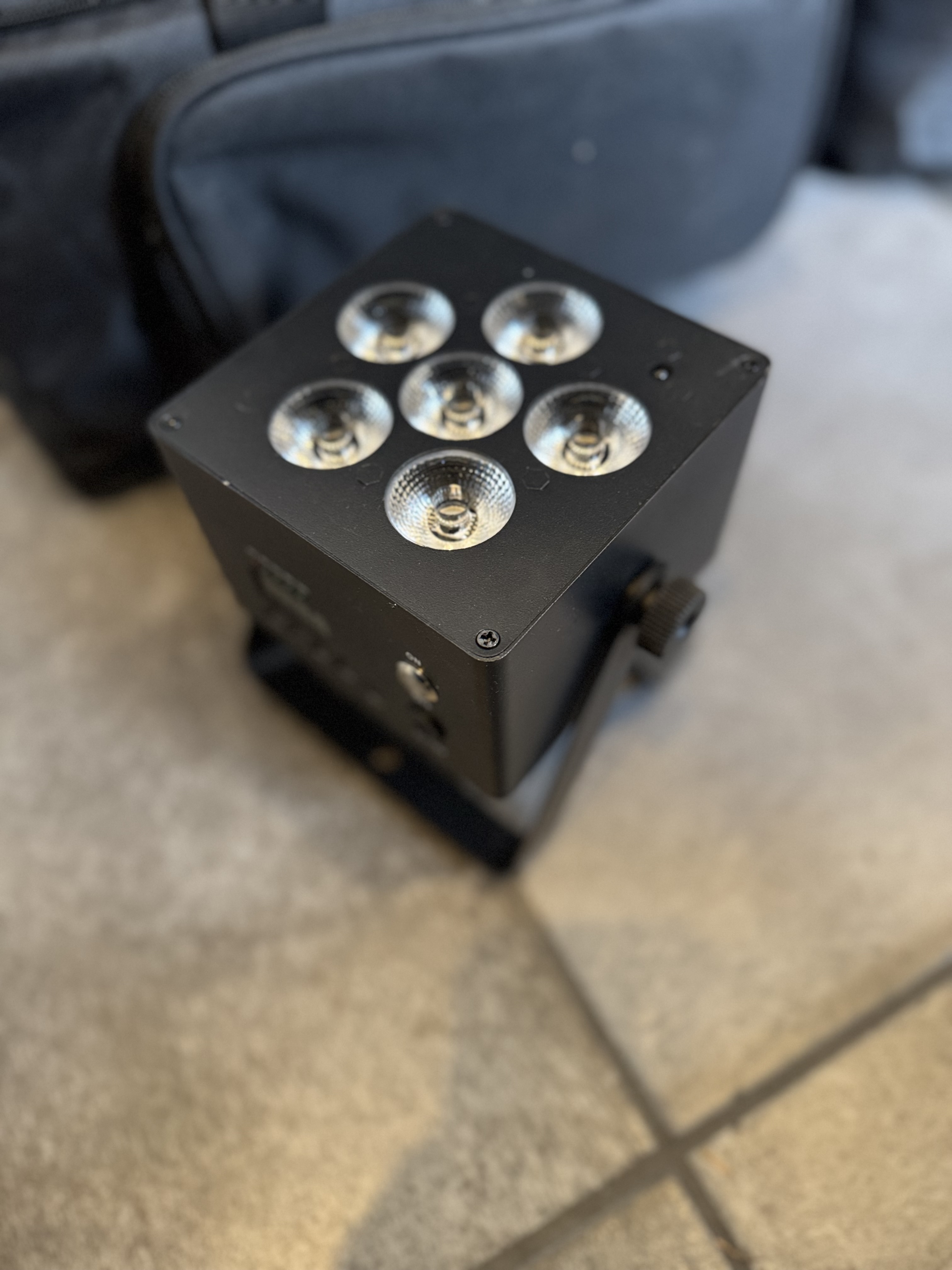 Led-valot 12kpl. kaukosäätö, akku