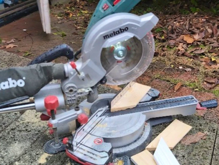 Kap-& gersåg metabo ks 216m