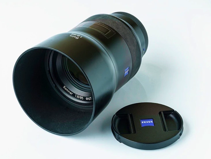 Sony zeiss batis 85mm f/1.8