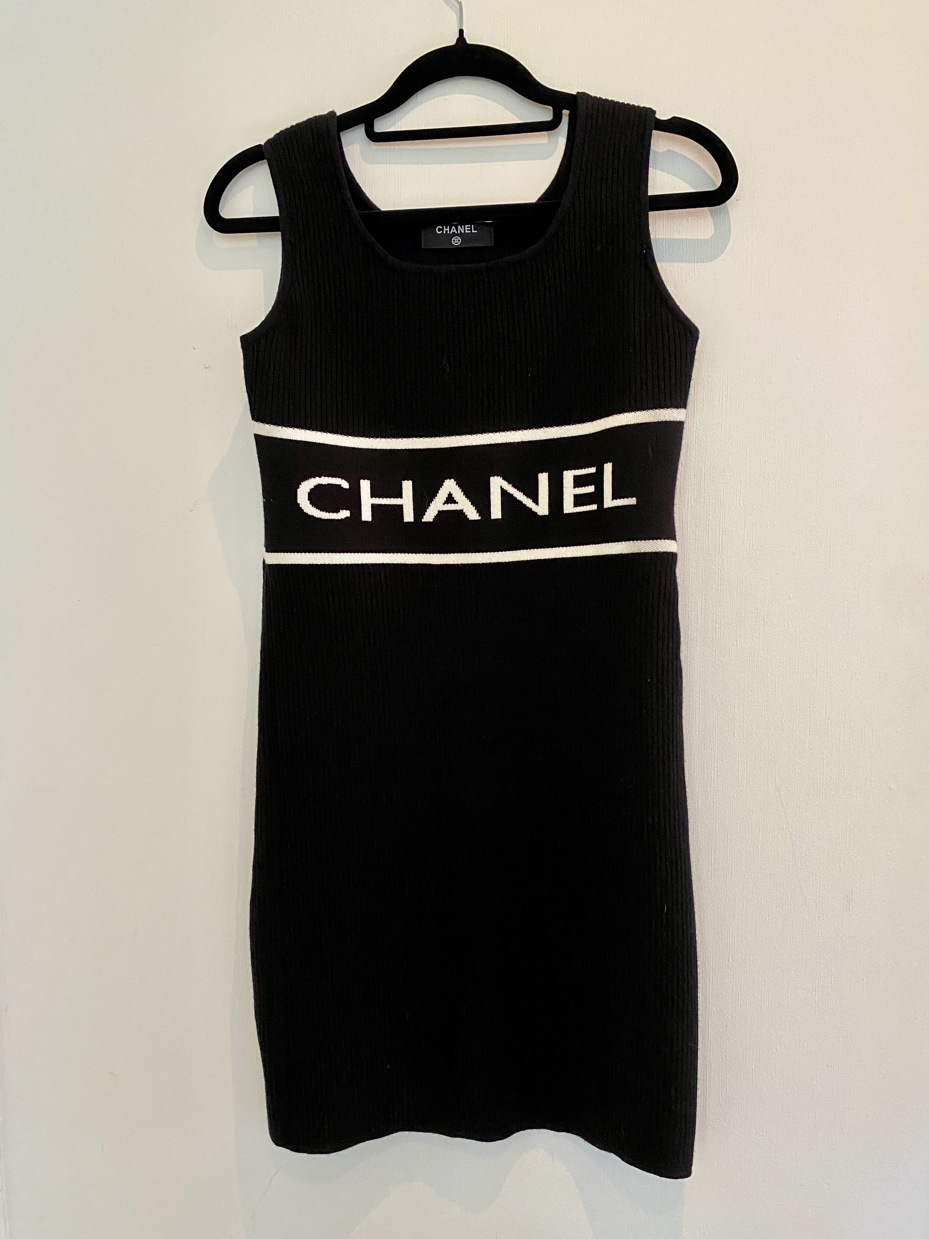 Chanel kjole. størrelse: s/m.