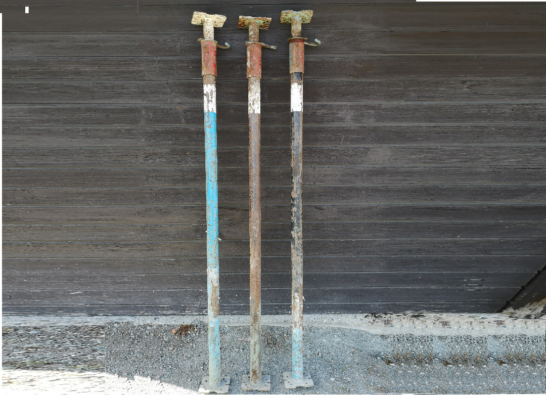 4 stk kraftige dekkestøtter