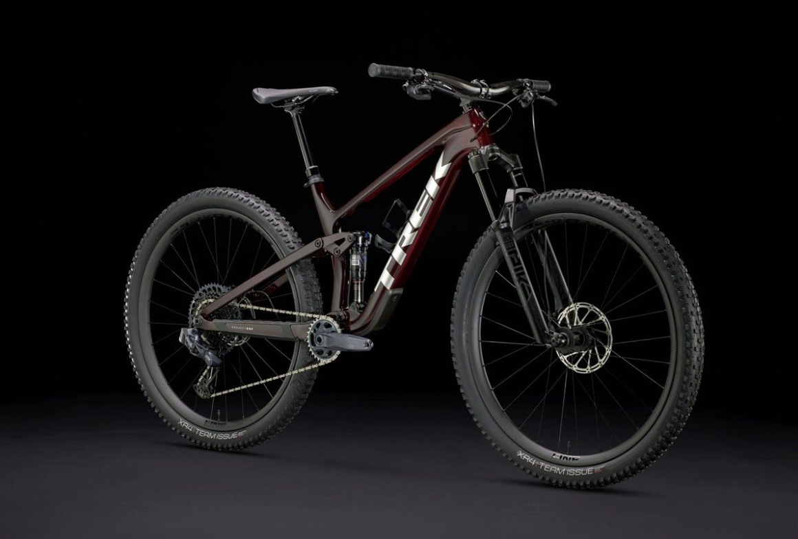 Fulldempet trek top fuel 9.8