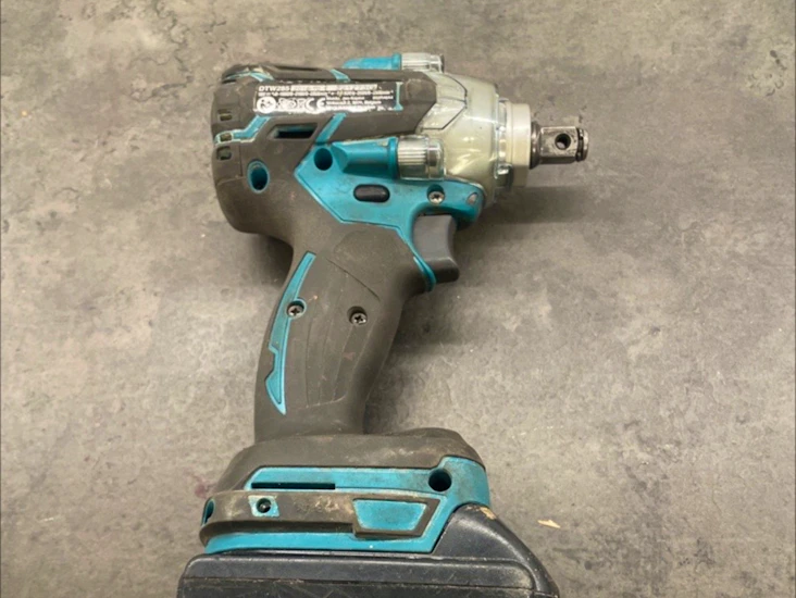 Makita mutterdragare batteri