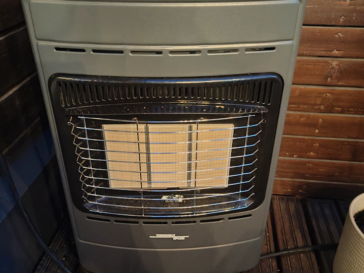 Vuokrataan terassilämmitin