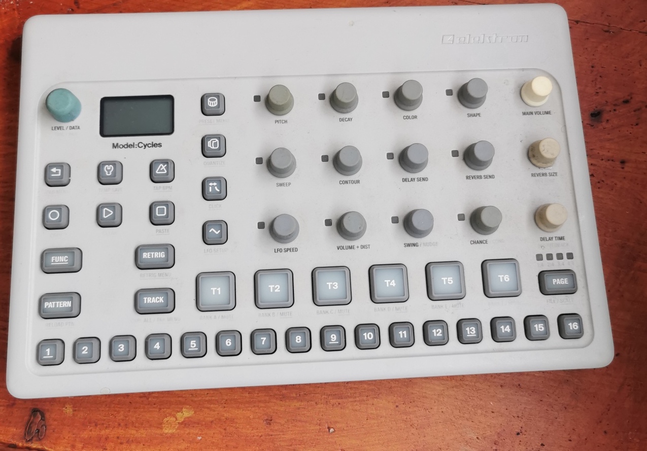 Elektron modal cycles - fm groovebox