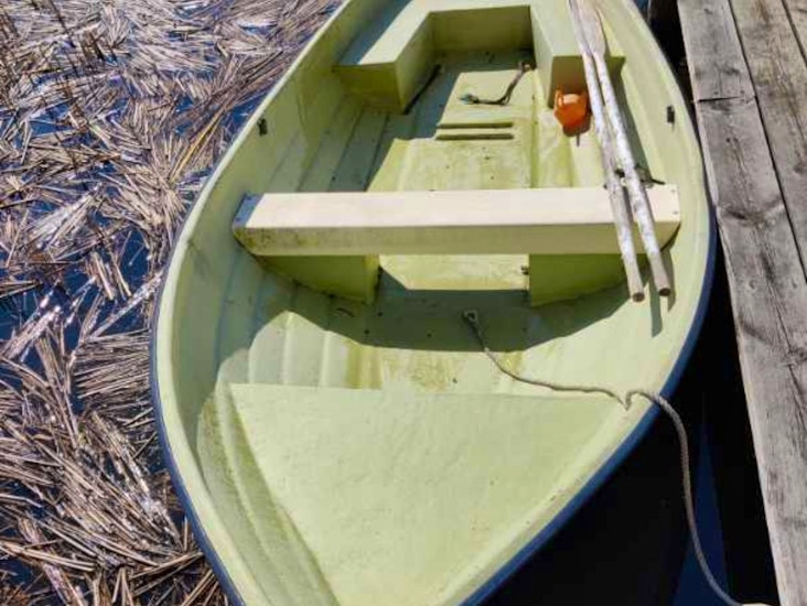 Plasteka med plats för 5