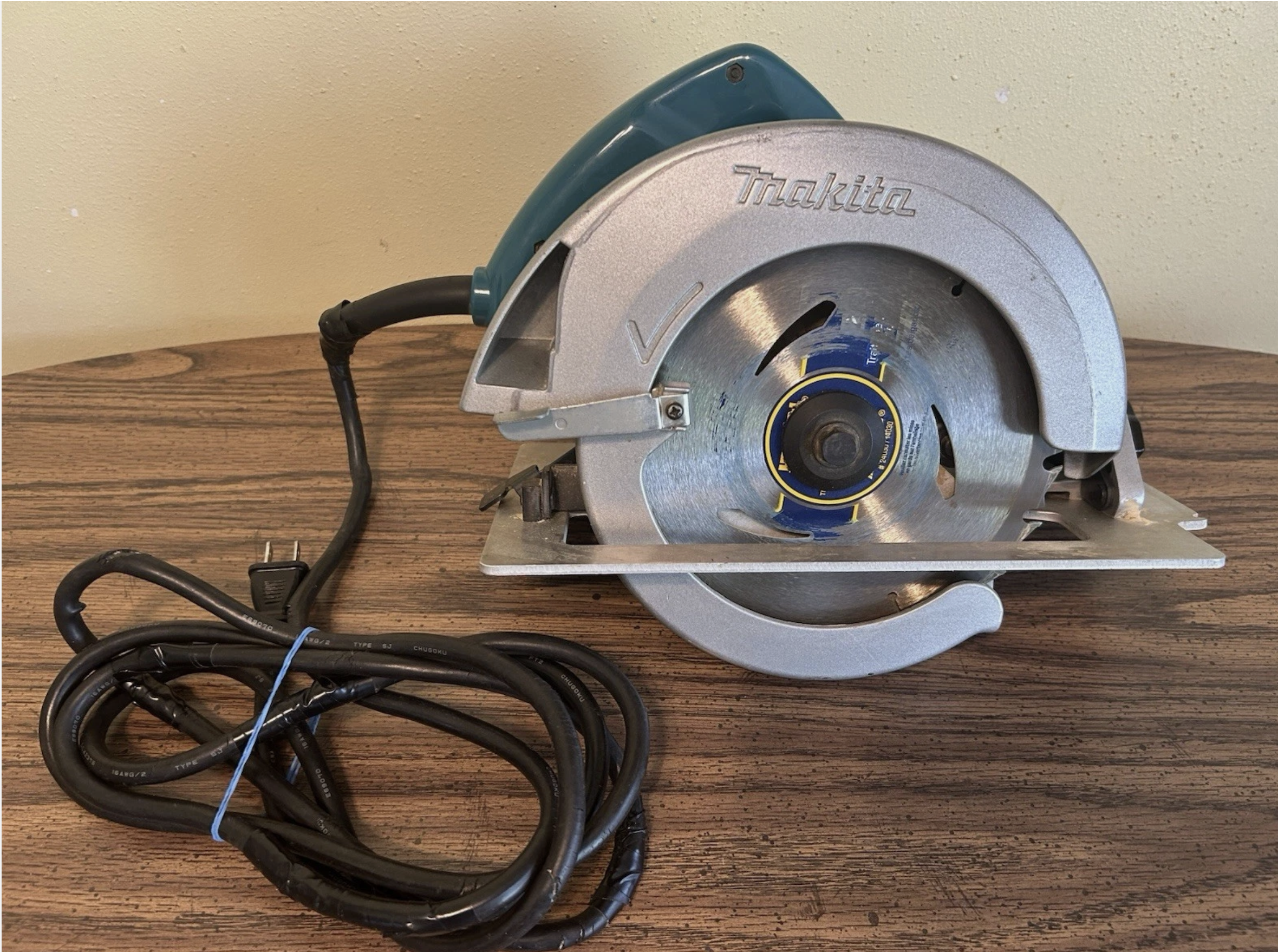 Makita circular saw