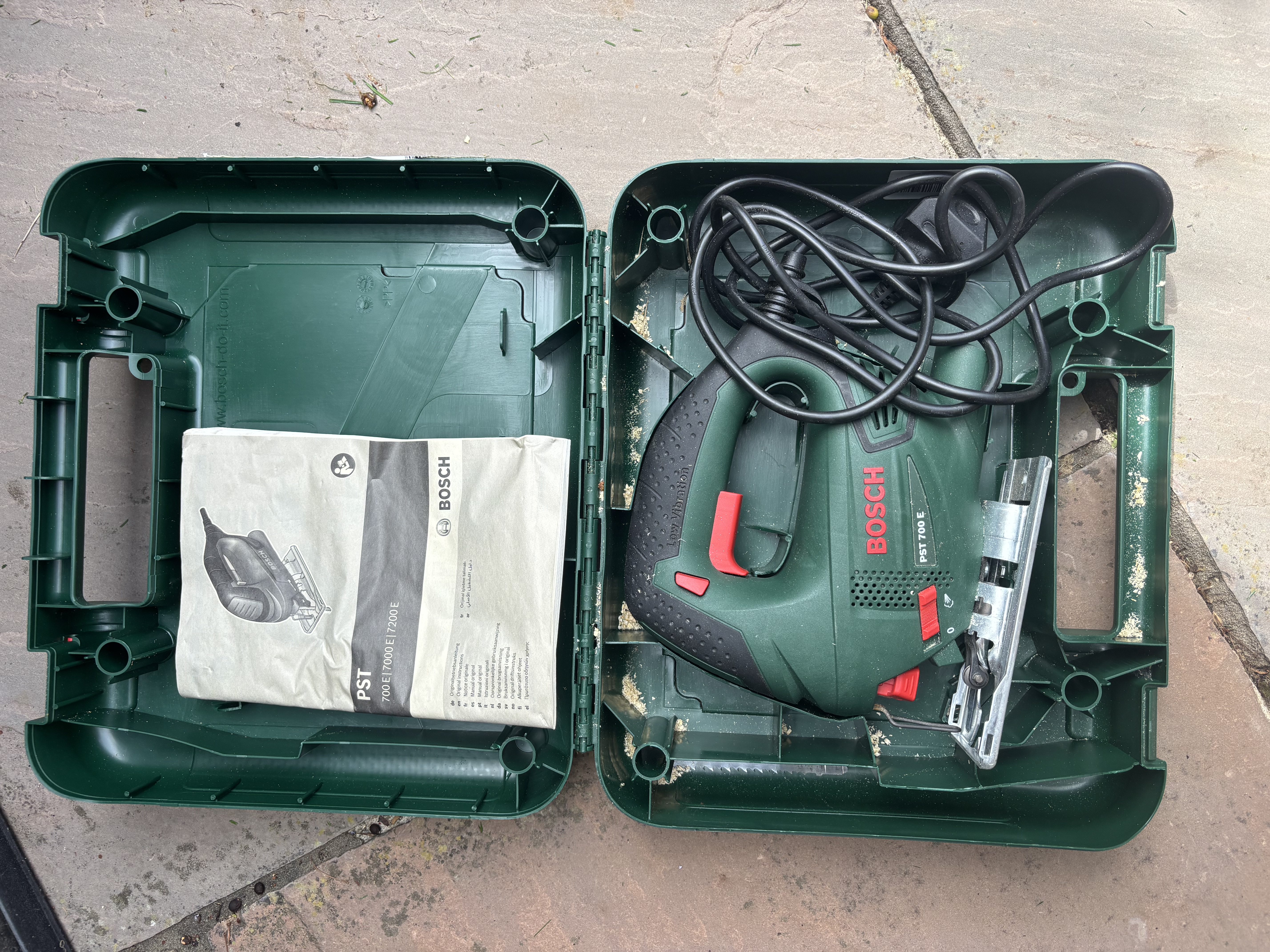 Bosch pst 700 e 500w corded compact jigsaw