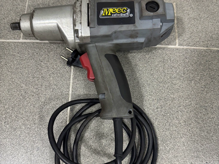 Elektrisk mutterdragare