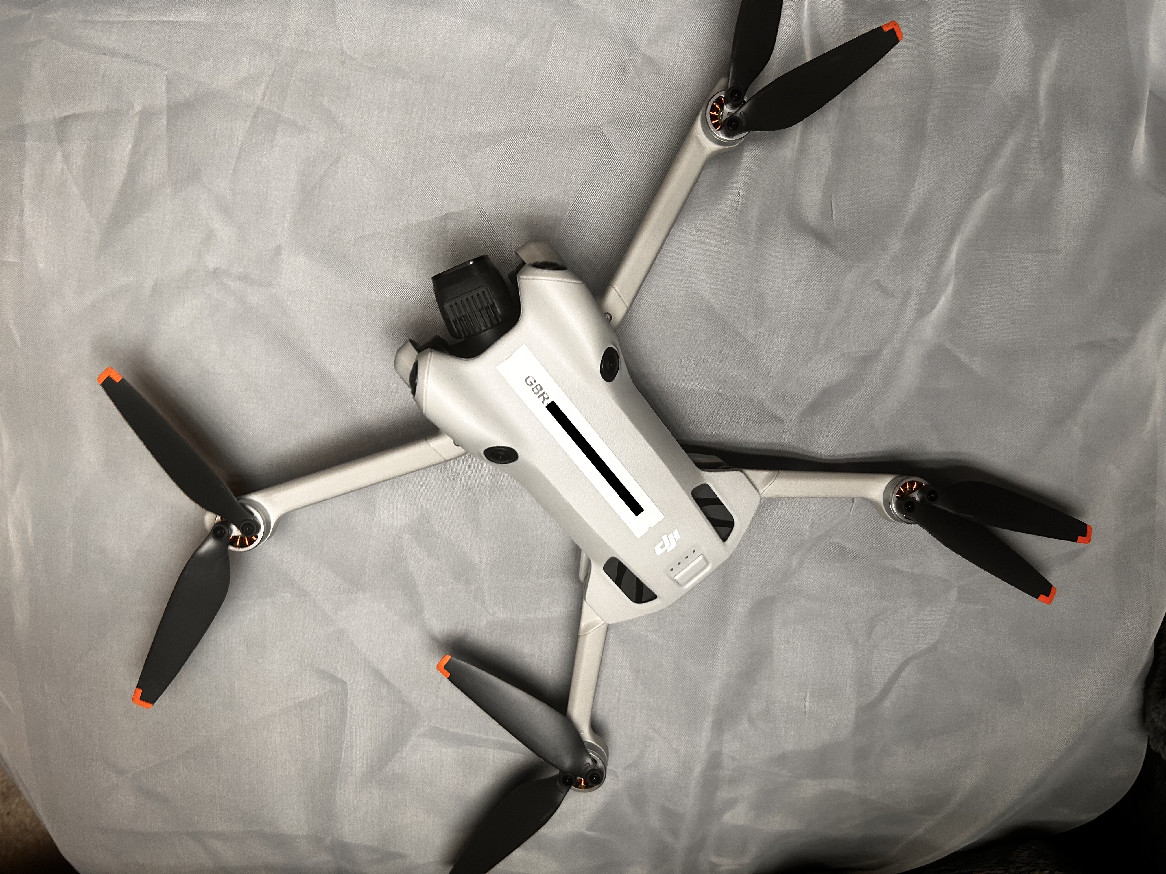 Dji mini 4 pro - fly more combo kit