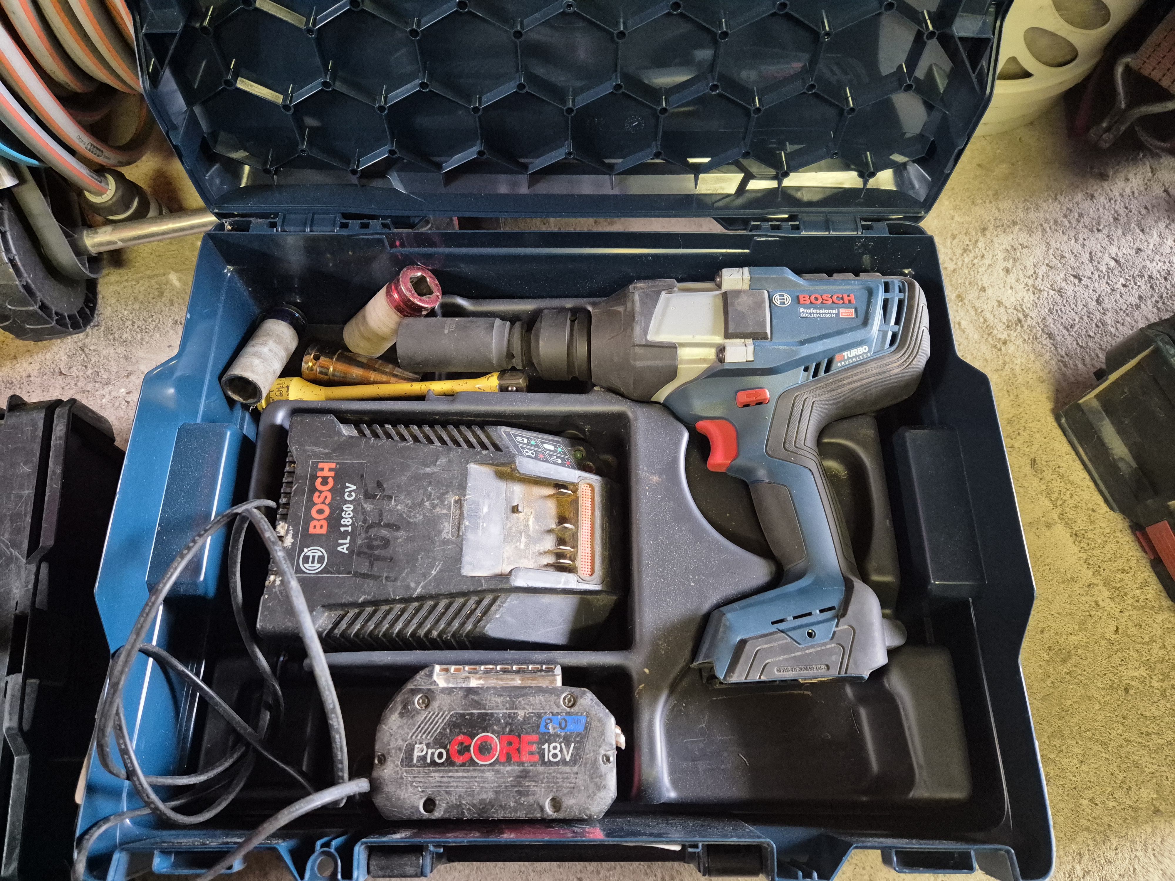 Bosch 18v muttertrekker
