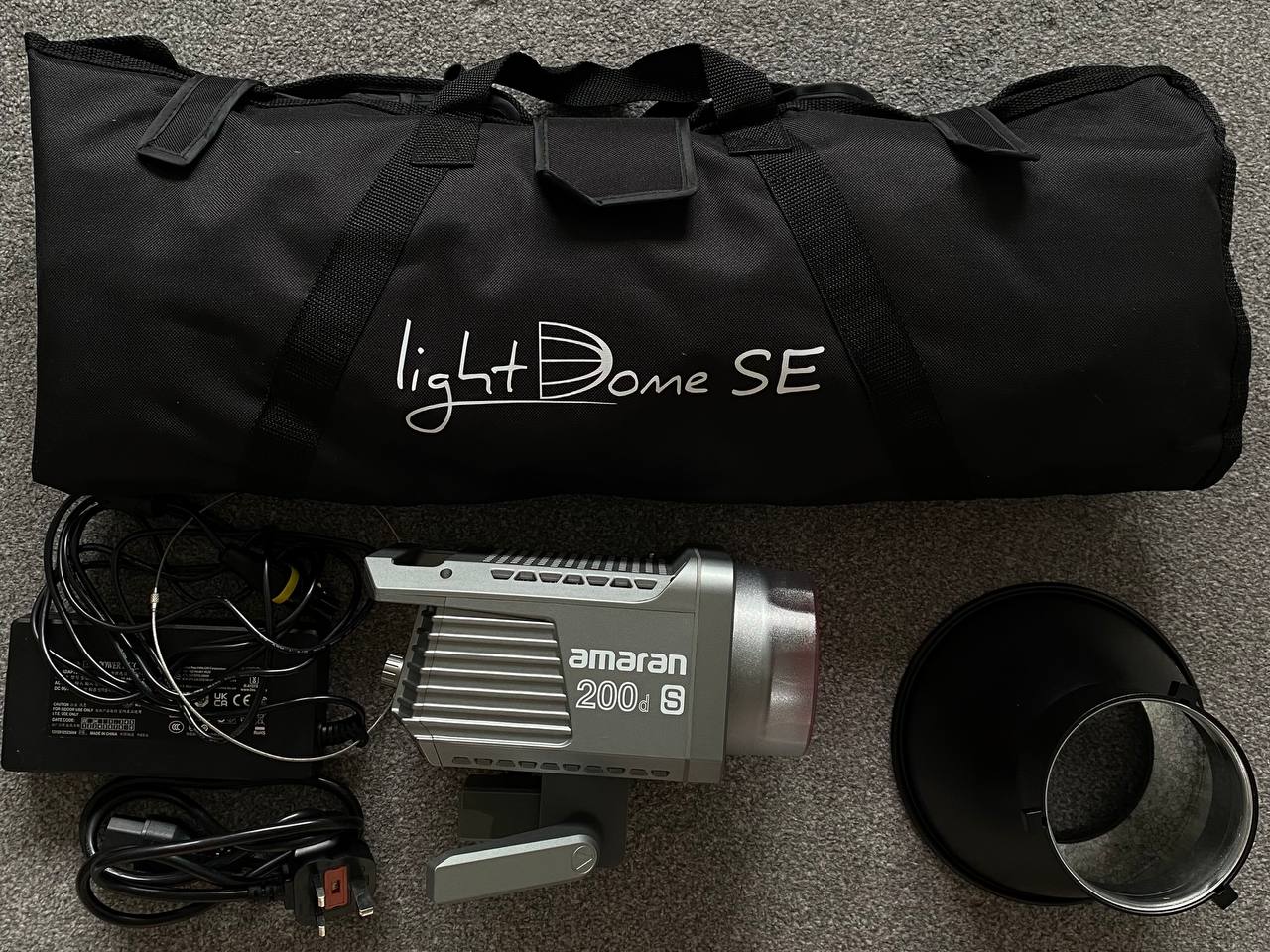 Amaran 200d s + aputure light dome se studio light