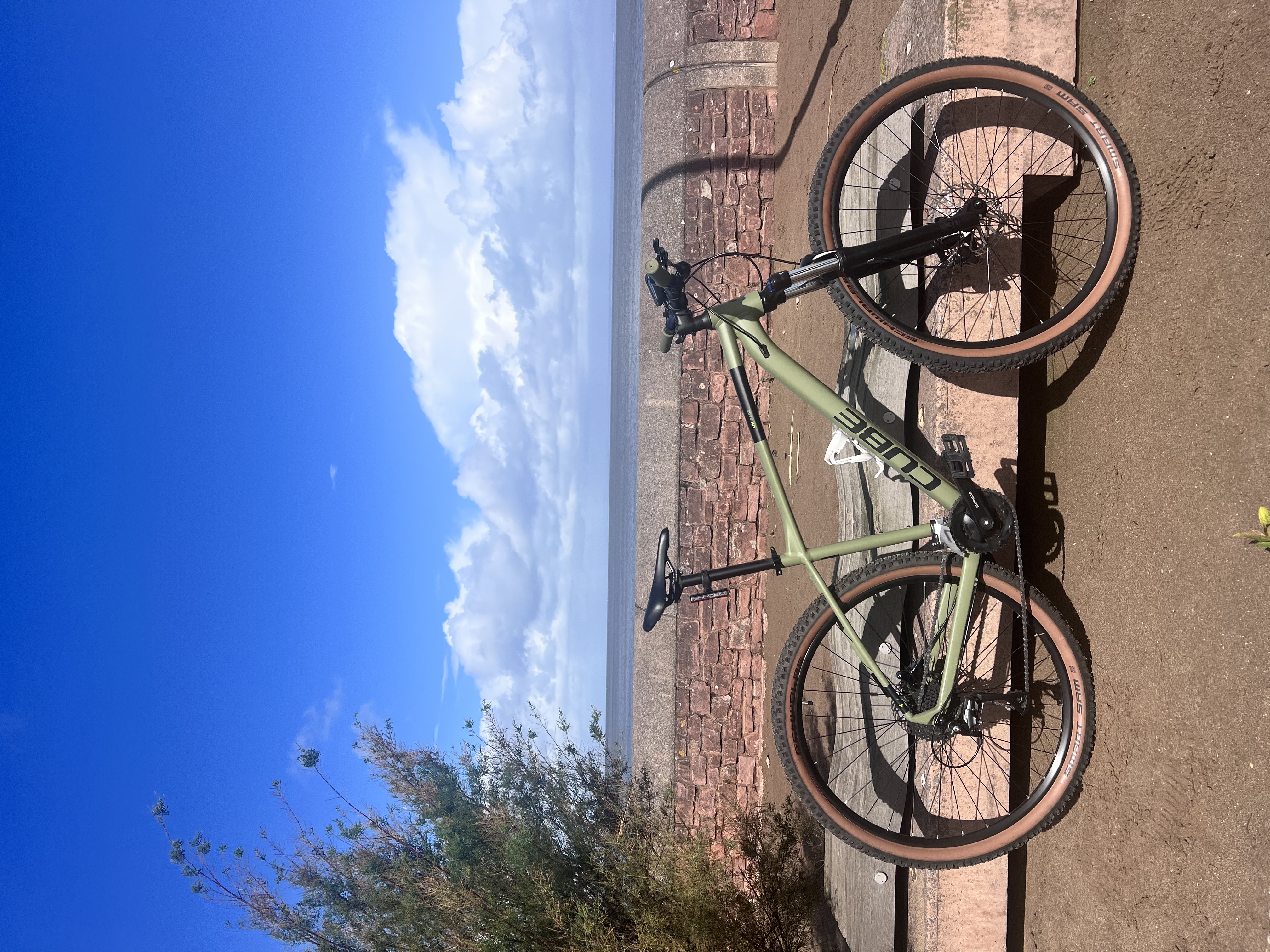 Men’s mountain bike large cube 