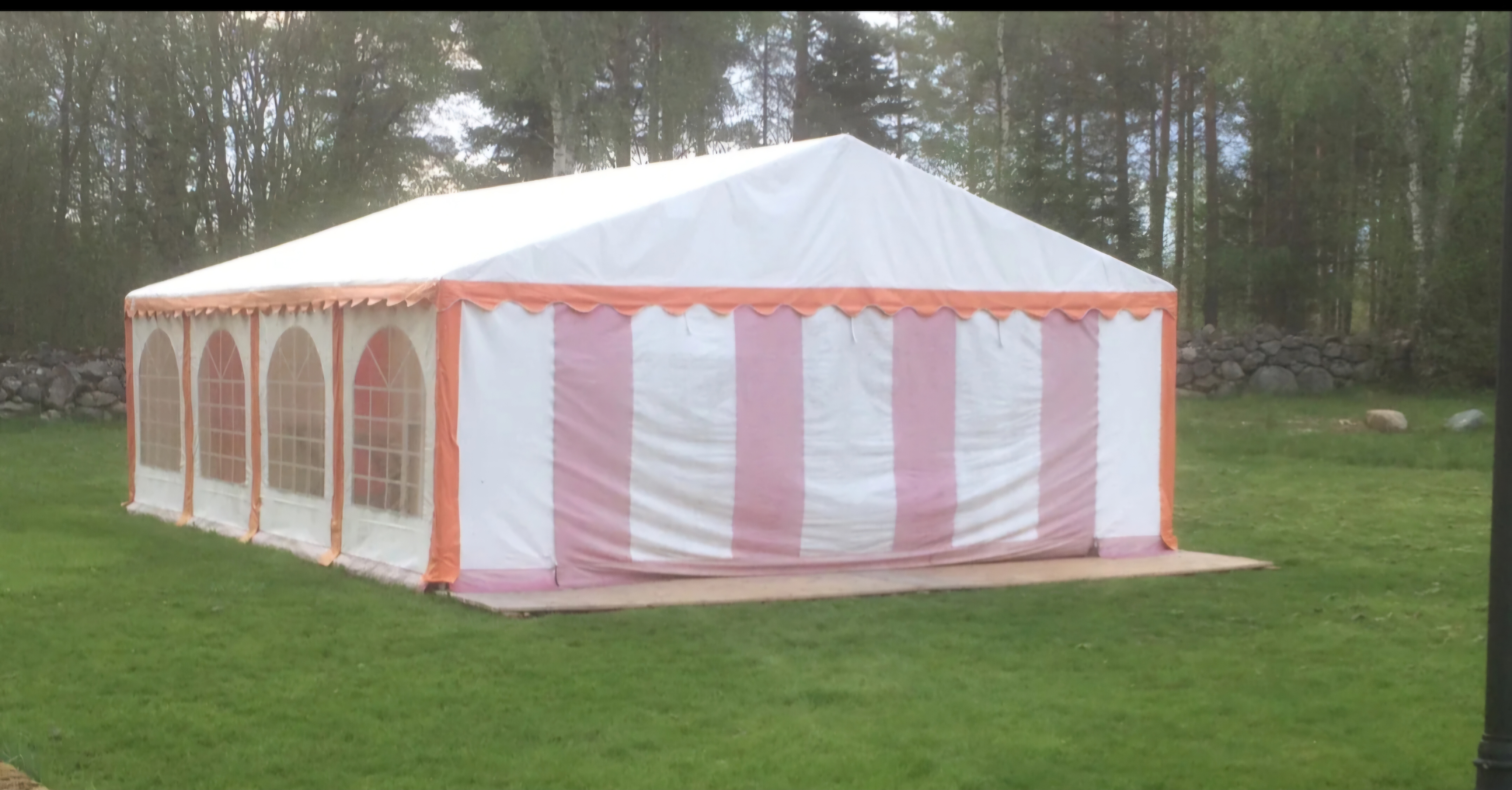 Partytält 6z8 m