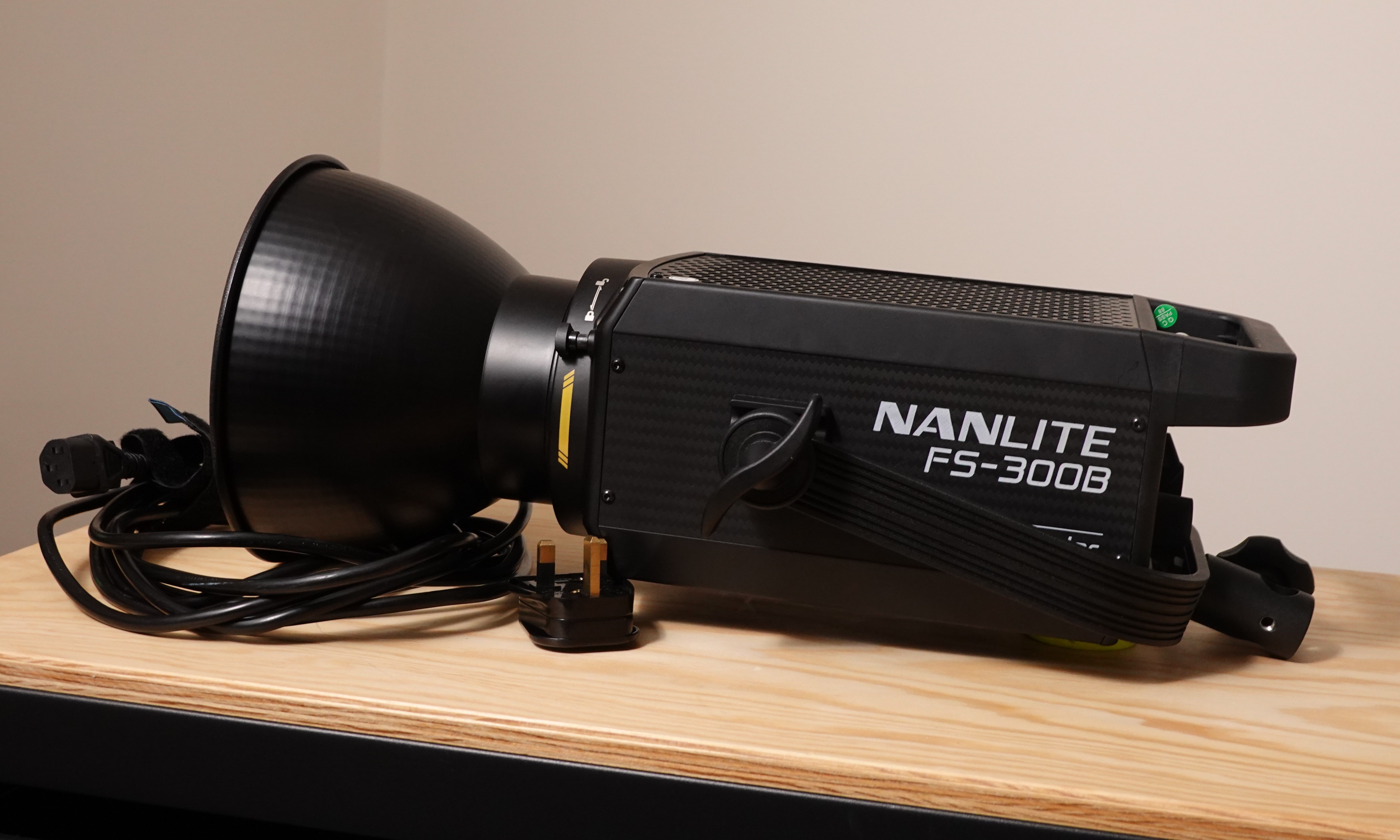 Nanlite fs-300b