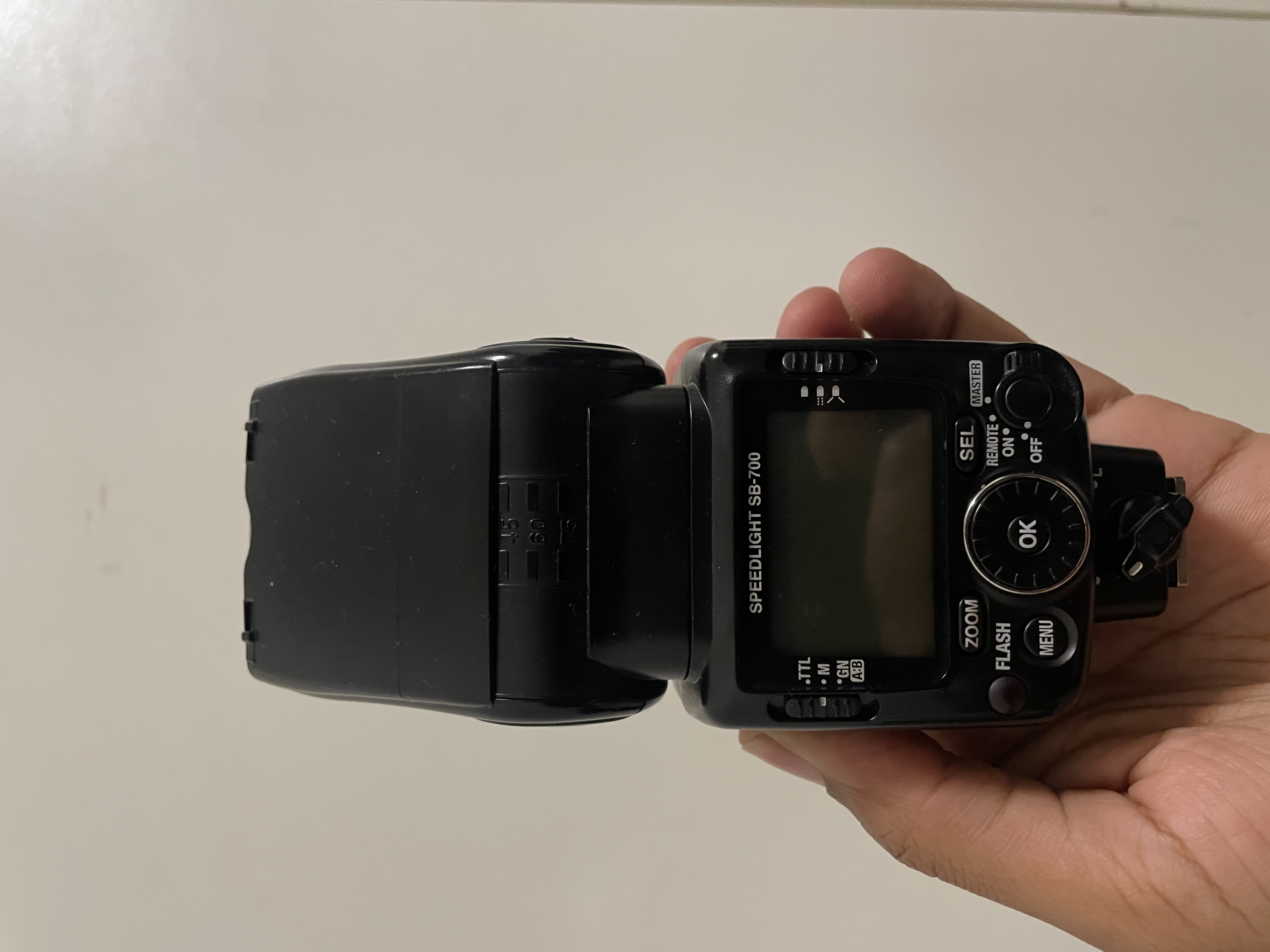 Nikon speedlight sb-700