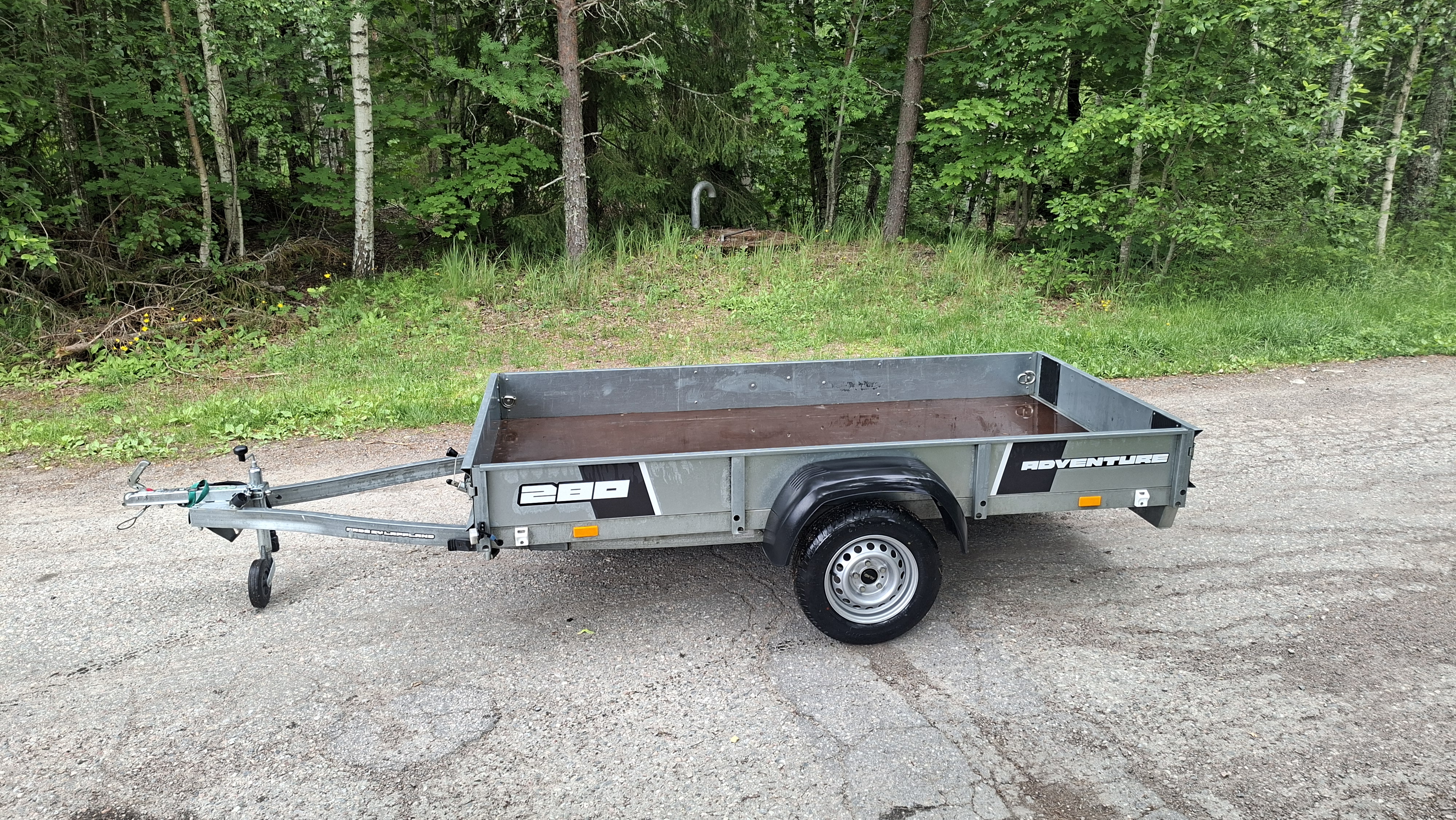 Obromsad 750 kg vagn med tipp