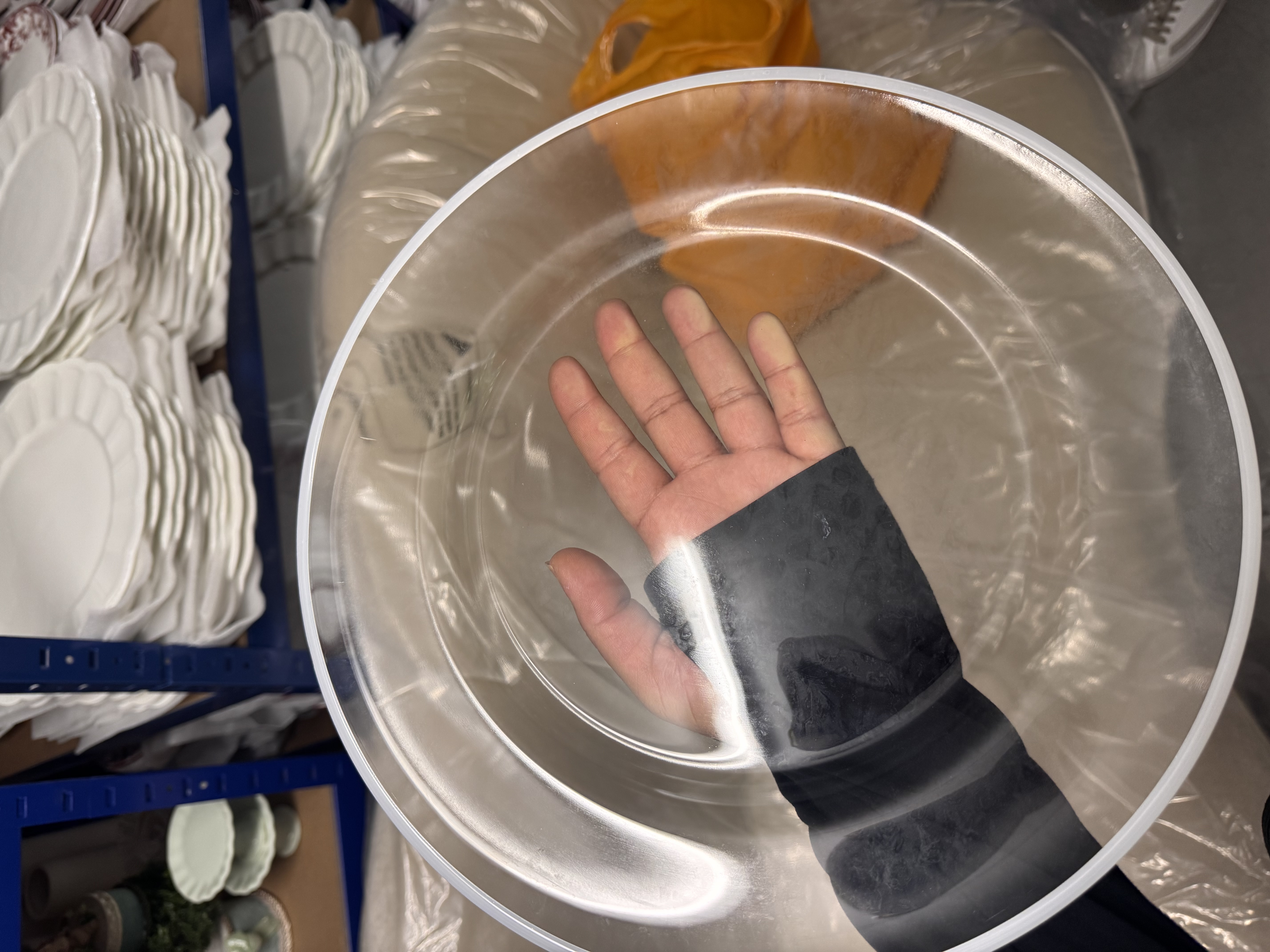 White halo glass charger plate