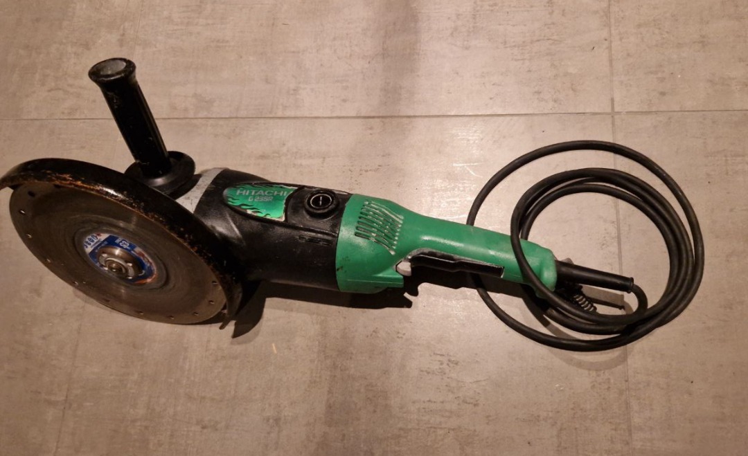 Stor hitatchi vinkelsliper