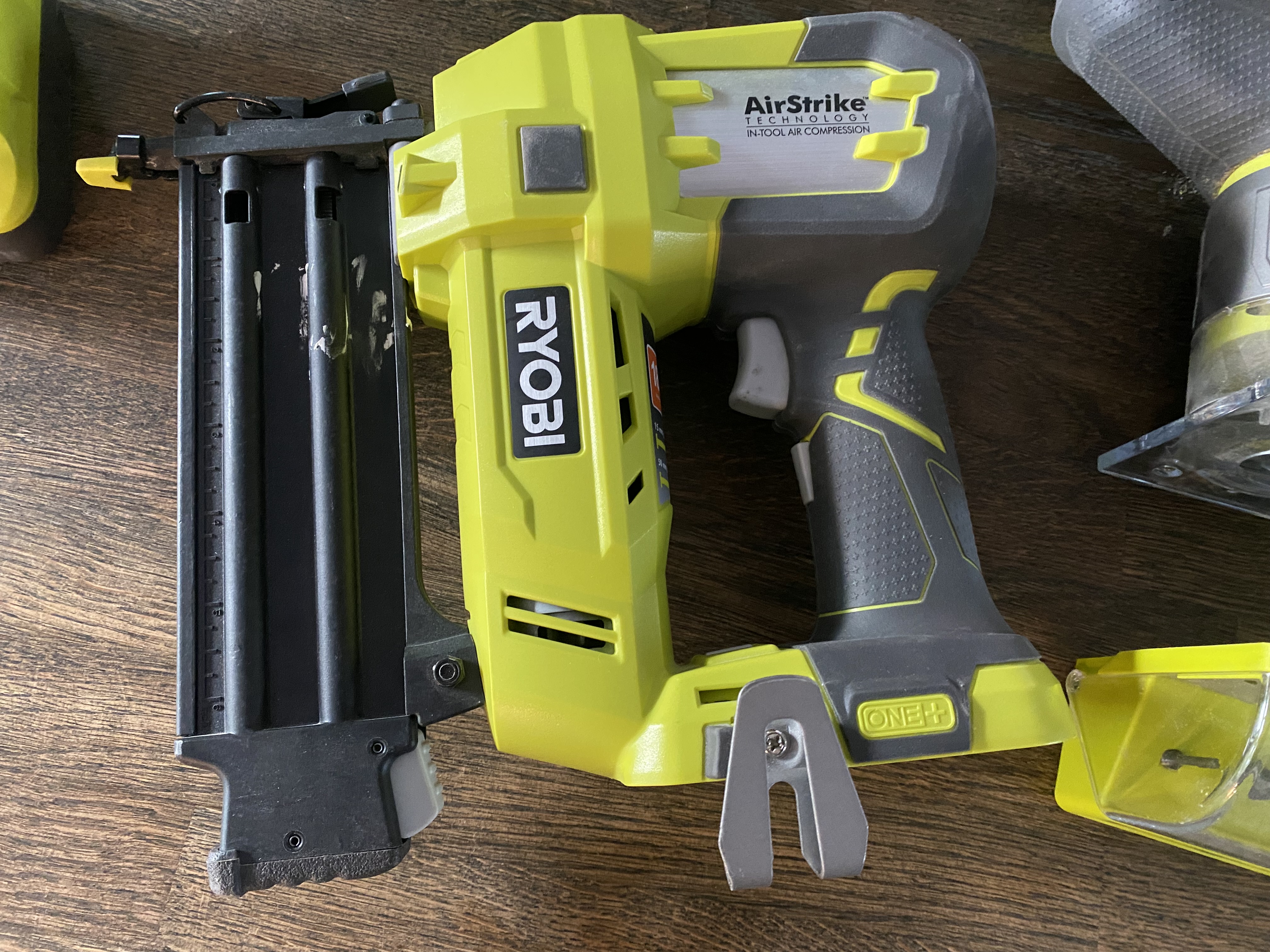 Ryobi dykkertpistol m/batteri og dykkert