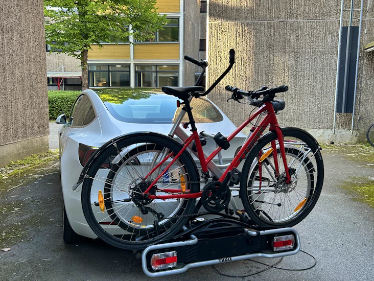 Thule euroride bike rack/pyöräteline kahdelle pyörälle