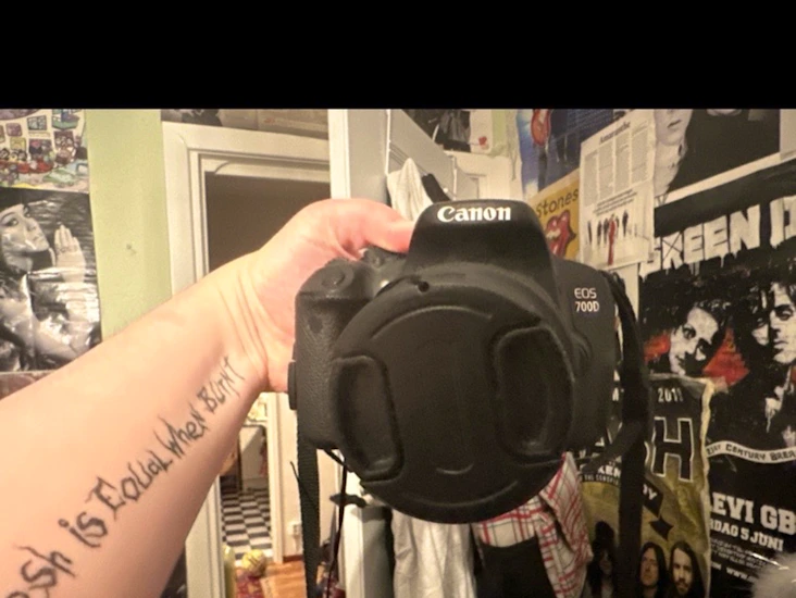 Canon eos700d