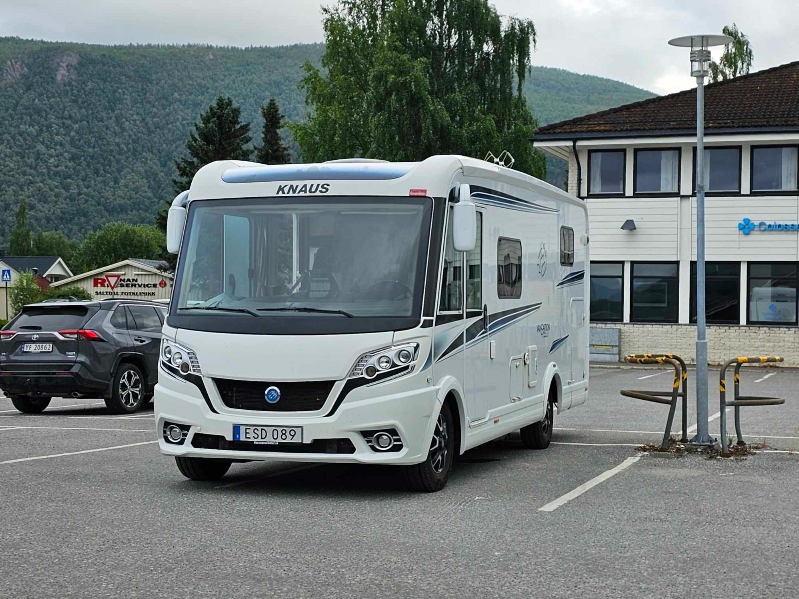 Fully equipped fiat motorhome (2015) – comfortable camper for 4 people