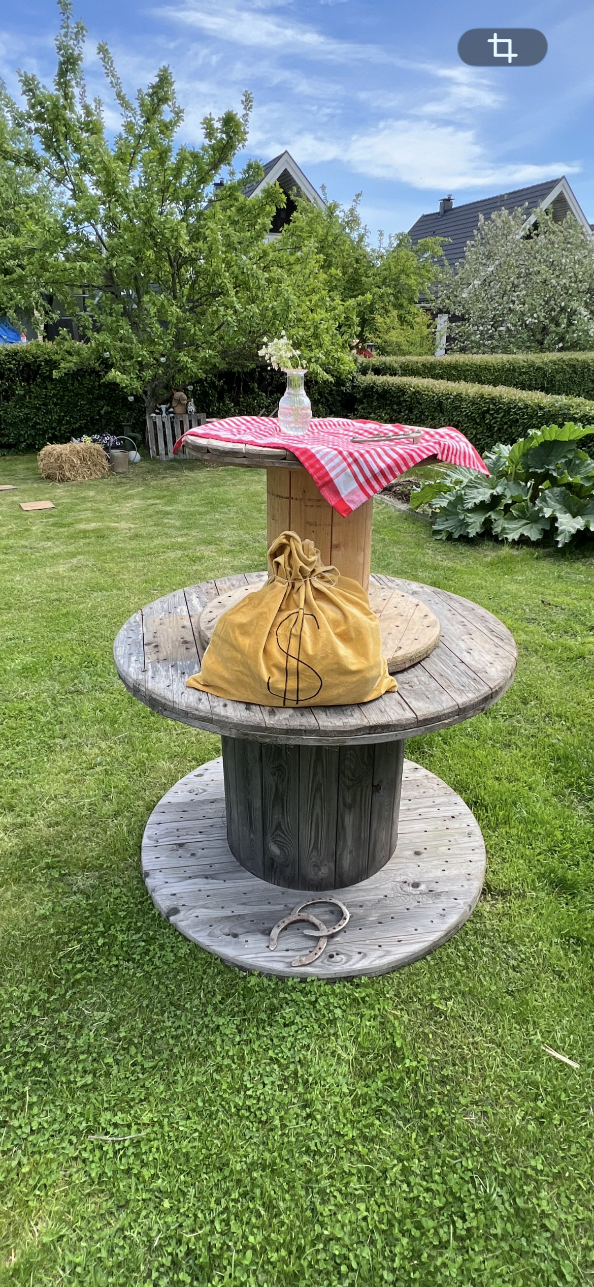 Tufft ”hängbord” till festen. 