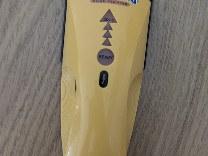 Regelsökare/ stud finder