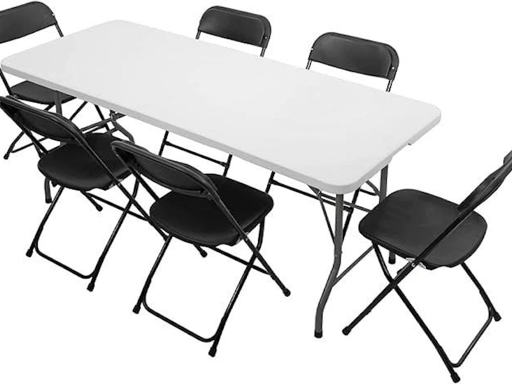 Pakke bord og stoler