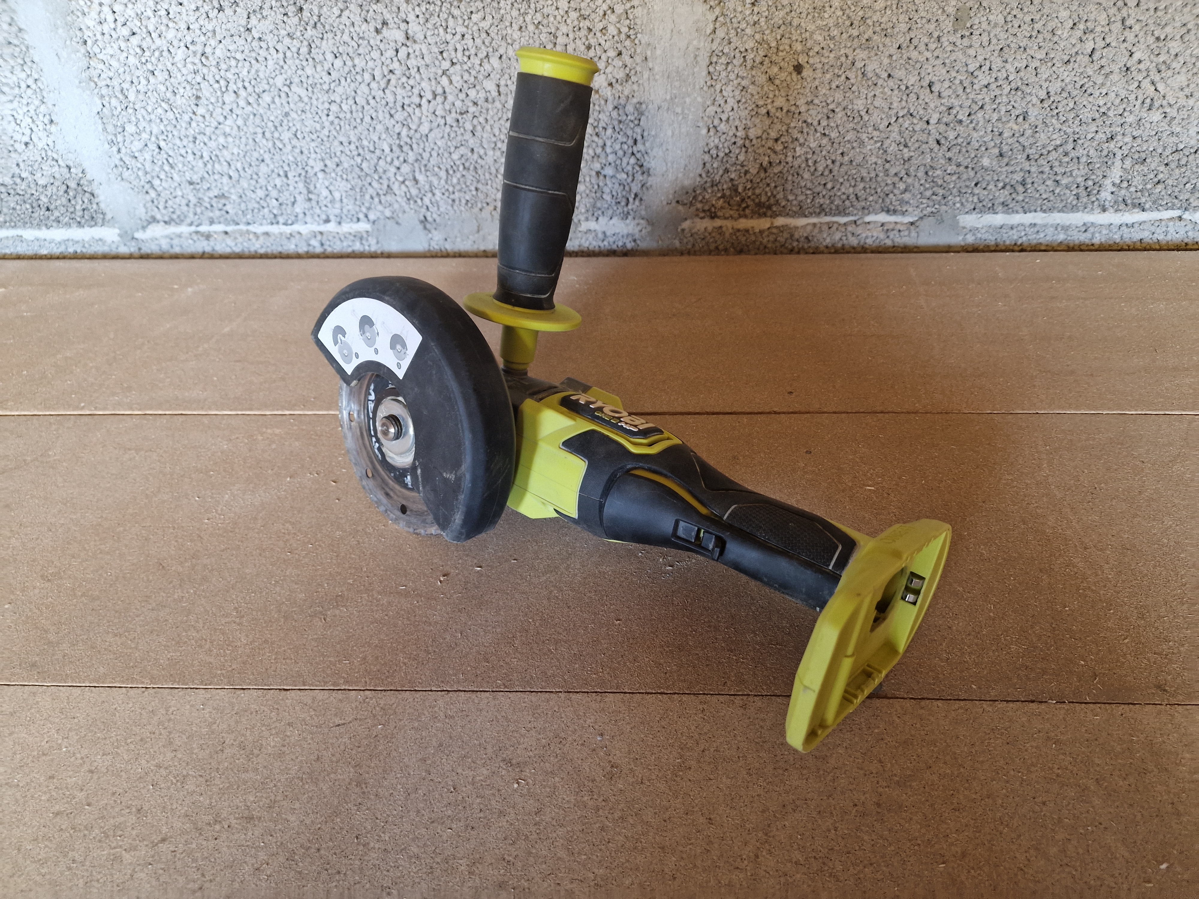 Batteridrevet vinkelsliper