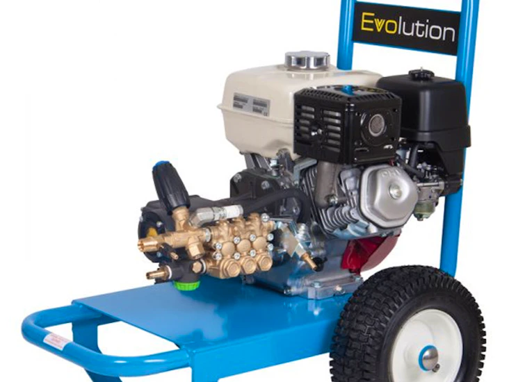 Evolution petrol pressure washer 200 bar - 2900 psi.13 lpm interpump 58 series pump honda gx240 petrol engine