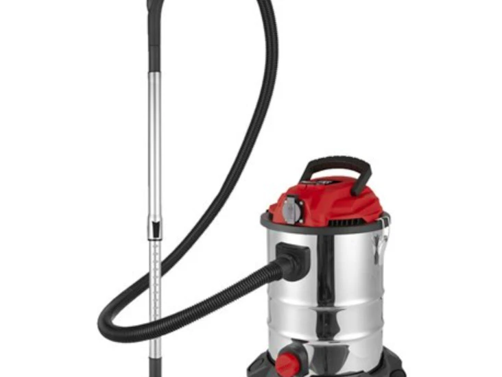 Grovstøvsuger med uttak til el-verktøy