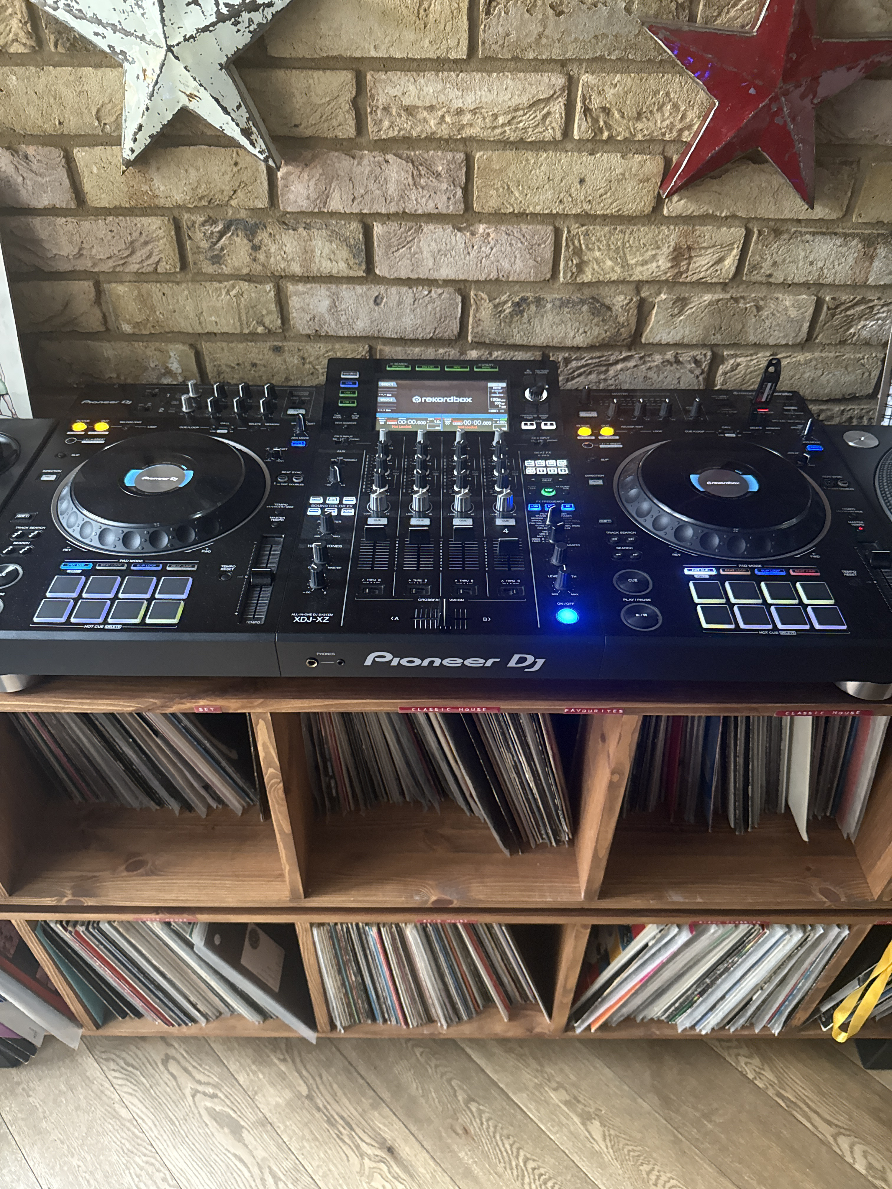 Pioneer xdj xz dj equipment 