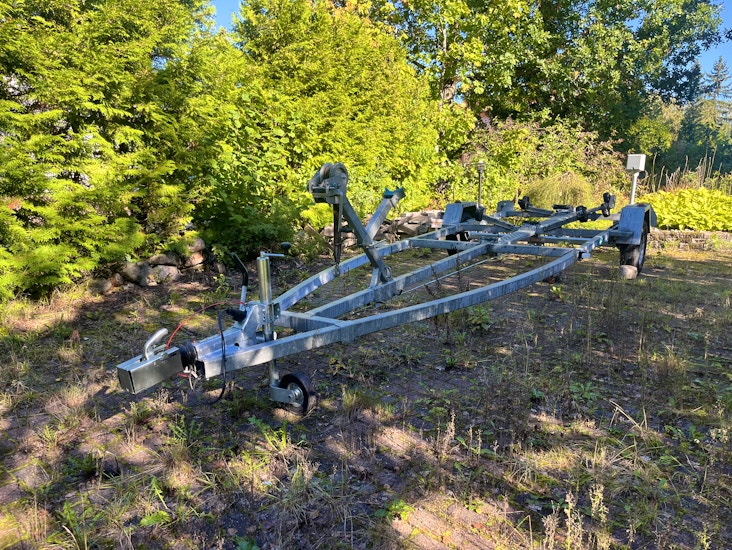 Muuli v 1350 a -venetraileri