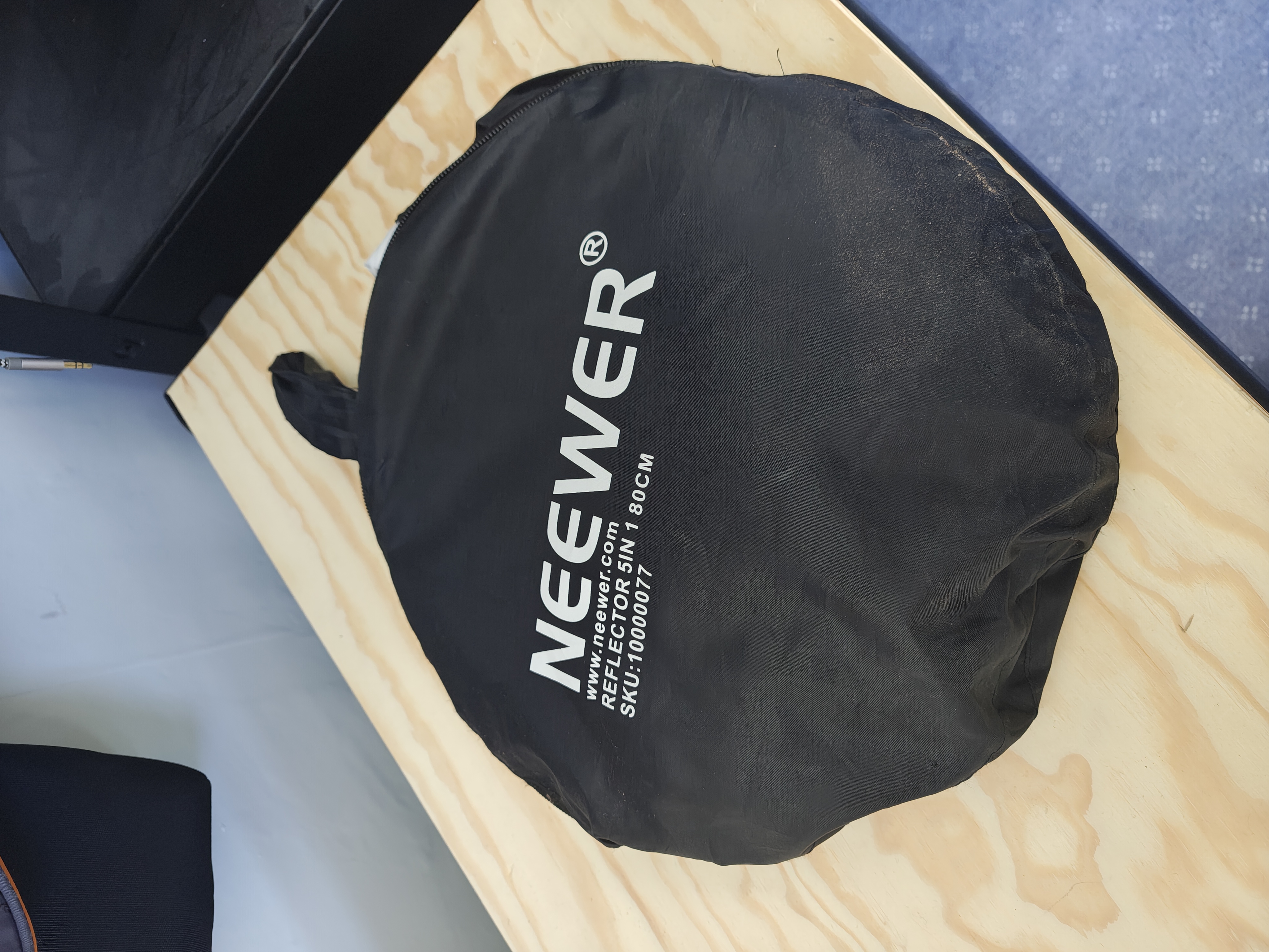 Neewer 5in1 reflector 