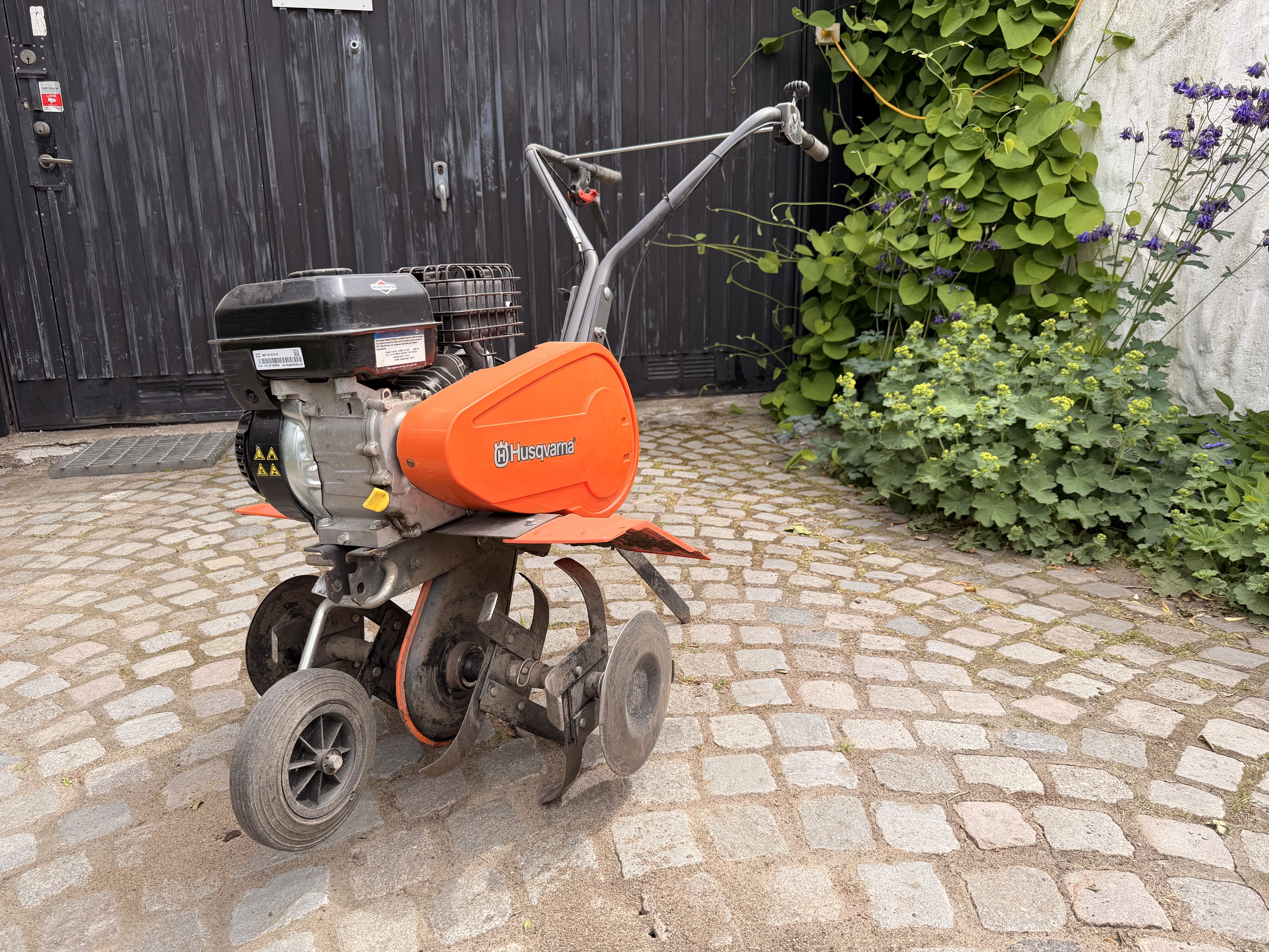 Husqvarna tf 224 jordfräs