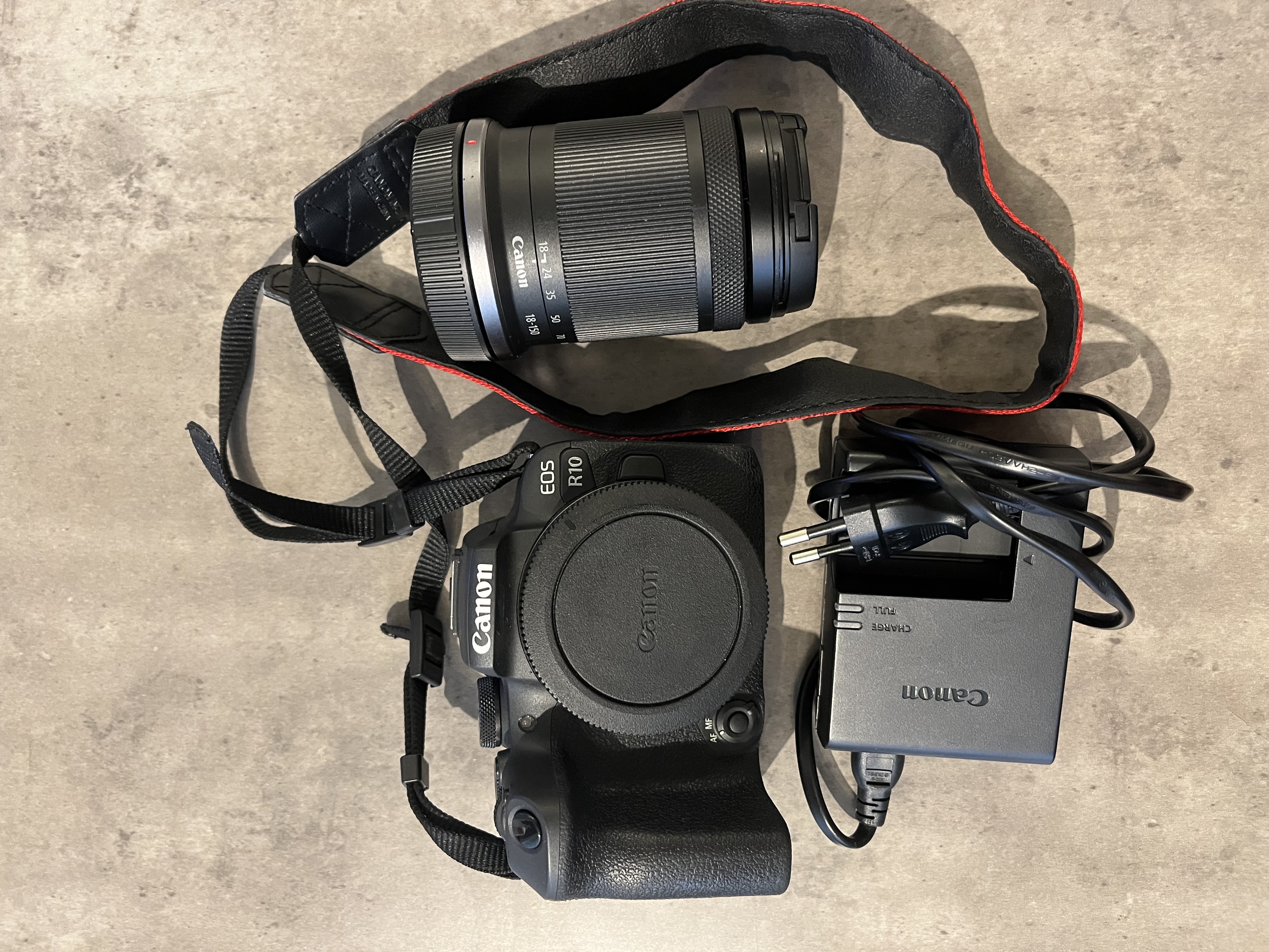 Canon eos r10 + rf-s 18-150mm f3.5-6.3 is stm