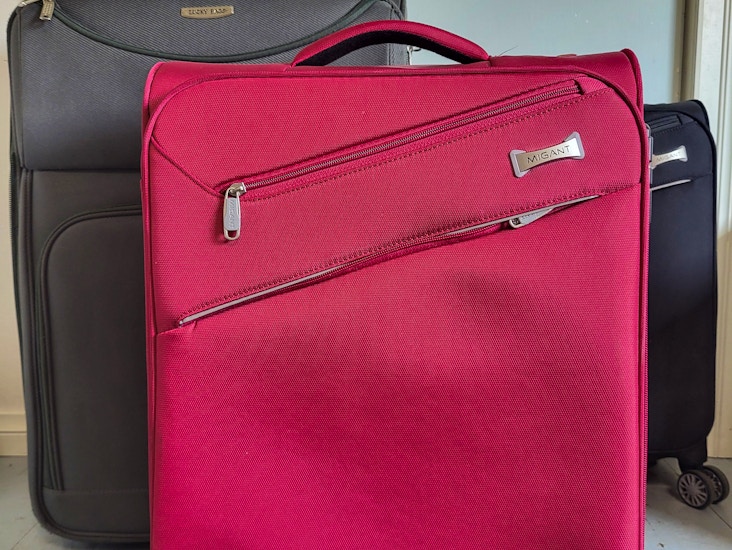 Matkalaukku (kabiinimitta)